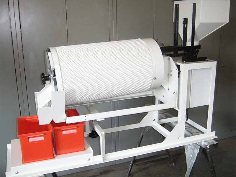 MP200 Mini Indented Cylinder Separator